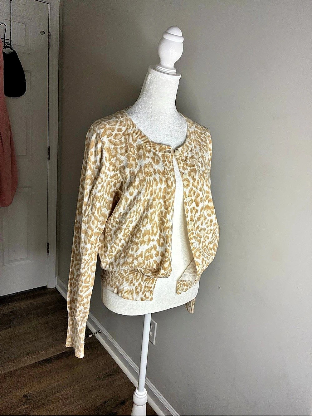 Cleo Animal Print Bomber Jacket in Brown & White Size Large